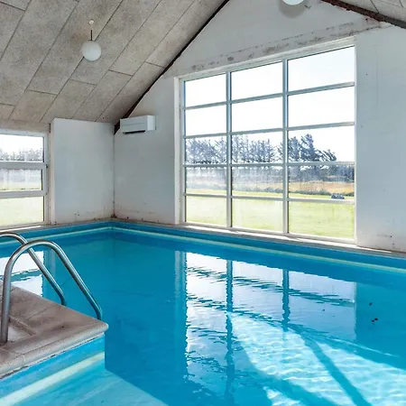 Xxxii Holiday home *