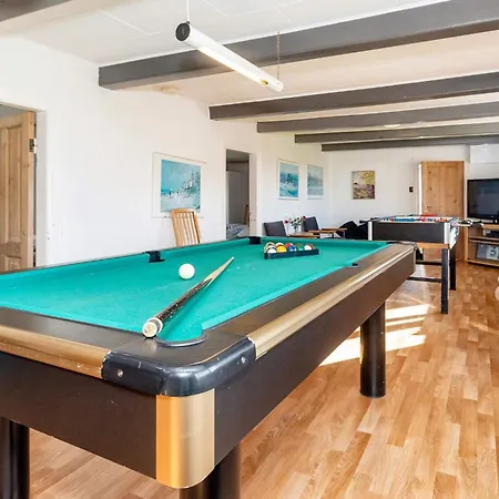 Scenic Pool House Retreat - By Traum Thyholm