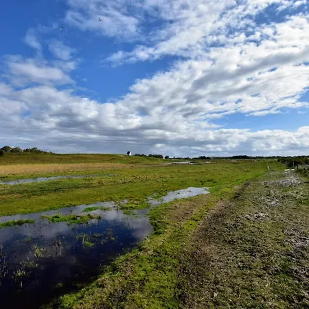 Scenic Pool House Retreat - By Traum *