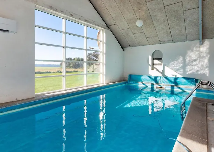 Dom wakacyjny Scenic Pool House Retreat - By Traum *